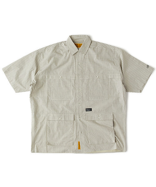 FAT(エフエイティー)の「MEGAFIELD(シャツ/ブラウス・メンズ・ブラック/ブラウン/オフホワイト・TITCH(M)/FAT(XL)/JUMBO(XXL)/SKINNY(L))」の2枚目の写真