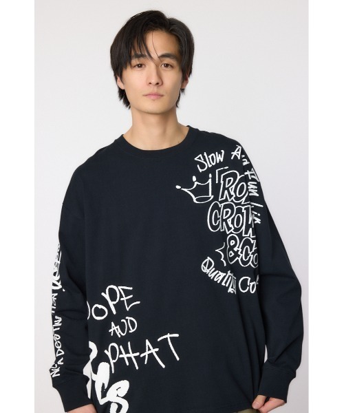 RODEO CROWNS WIDE BOWL(ロデオクラウンズワイドボウル)の「ランダムスケッチロングスリーブTシャツ(Tシャツ/カットソー・メンズ・ブラック/ホワイト/グリーン・MEDIUM/LARGE)」の1枚目の写真