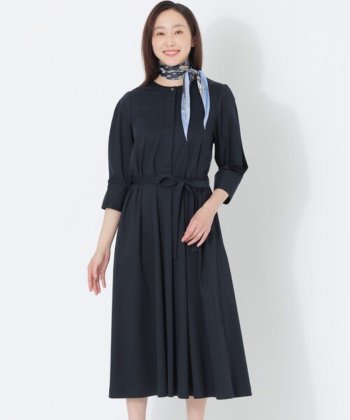 S.ESSENTIALS(エスエッセンシャルズ)の「【DRESOPHY】シルキースムースワンピース(ワンピース・レディース・ブルー系その他2/ダークネイビー・36/38)」の2枚目の写真