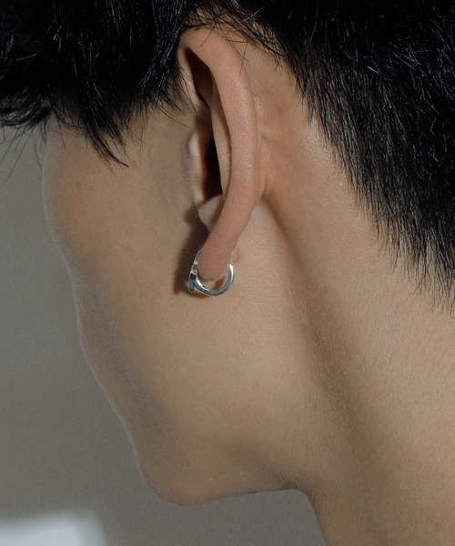 whoseA(フーシー)の「【silver925】4pointed starPierce/四芒星フープピアス(ピアス(両耳用)・レディース・シルバー・FREE)」の18枚目の写真