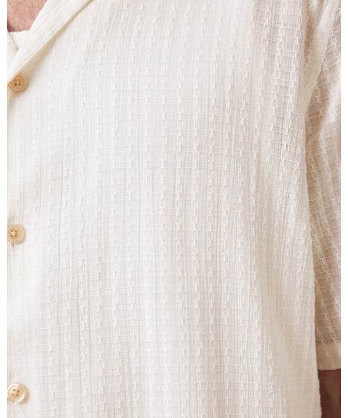 ALLSAINTS(オールセインツ)の「SHAW SHORT SLEEVE SHIRT | SHAW 半袖 シャツ(シャツ/ブラウス・メンズ・ホワイト・S/M/L/XS)」の5枚目の写真