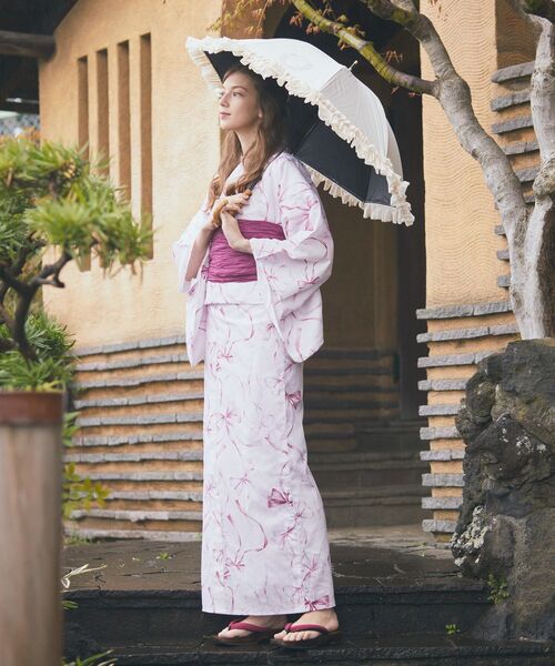 Maison de FLEUR（メゾンドフルール）の「遮光&UV CUT フリル傘（長傘・レディース・ピンク/ブラック/オフホワイト・FREE）」の13枚目の写真