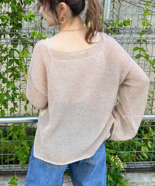 Rouge vif(ルージュヴィフ)の「シアーメッシュペーパーニットプルオーバー(ニット/セーター・レディース・ベージュ/グレー/ブルー/ダークベージュ/パープル・フリー)」の15枚目の写真