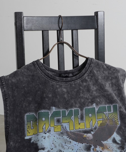 Revo.（レボ）の「グランジ フェード加工 ロック グラフィックプリント オーバーサイズ ノースリーブTシャツ（Tシャツ/カットソー・メンズ・グレー/ブラウン/ブラック/ブラック系その他2/グレー系その他/ブラック系その他・M/L）」の17枚目の写真