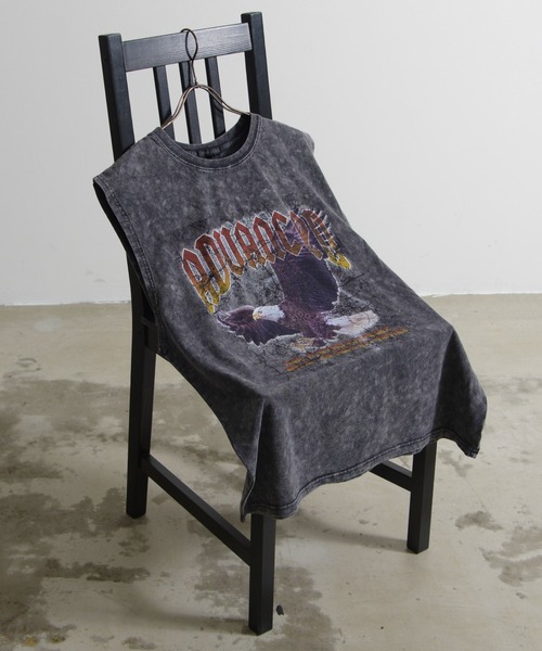 Revo.（レボ）の「グランジ フェード加工 ロック グラフィックプリント オーバーサイズ ノースリーブTシャツ（Tシャツ/カットソー・メンズ・グレー/ブラウン/ブラック/ブラック系その他2/グレー系その他/ブラック系その他・M/L）」の7枚目の写真