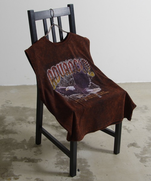 Revo.（レボ）の「グランジ フェード加工 ロック グラフィックプリント オーバーサイズ ノースリーブTシャツ（Tシャツ/カットソー・メンズ・グレー/ブラウン/ブラック/ブラック系その他2/グレー系その他/ブラック系その他・M/L）」の9枚目の写真