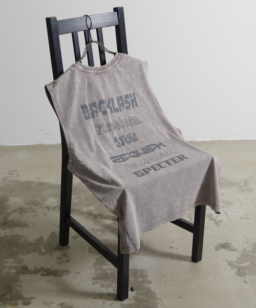 Revo.（レボ）の「グランジ フェード加工 ロック グラフィックプリント オーバーサイズ ノースリーブTシャツ（Tシャツ/カットソー・メンズ・グレー/ブラウン/ブラック/ブラック系その他2/グレー系その他/ブラック系その他・M/L）」の16枚目の写真