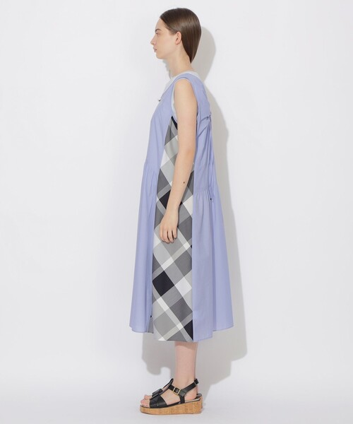 BLUE LABEL CRESTBRIDGE（ブルーレーベルクレストブリッジ）の「【WEB限定】ナイロンコットンタフタパーシャルチェックジャンパースカート（ワンピース・レディース・オレンジ系その他2/ブルー/ブラック・38/36）」の18枚目の写真