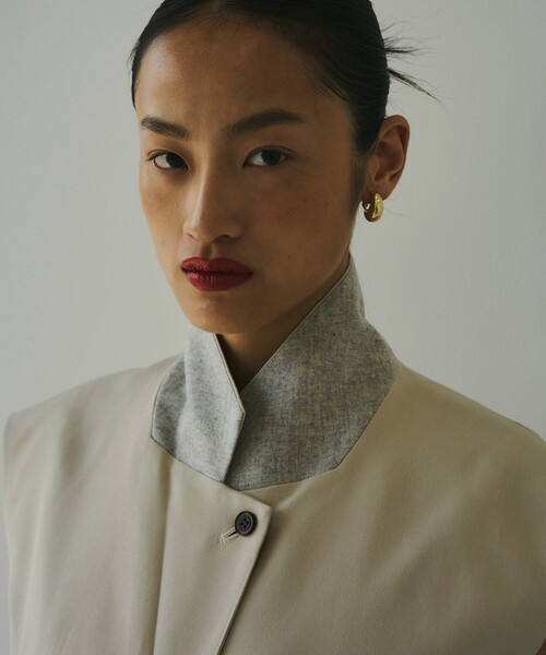 UNITED TOKYO(ユナイテッドトウキョウ)の「French Sleeve Tailored Gilet|セットアップ可/オケージョン/秋服(ベスト・レディース・ブラック/キャメル/ライトベージュ・FREE)」の2枚目の写真