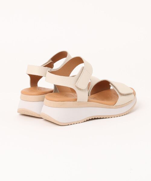 inter-chaussures(インターショシュール)の「【Oh my Sandals】ベルクロローヒールサンダル(E52500)(サンダル・レディース・ブラック/アイボリー/マルチ/シルバー/キャメル・35/36/37/38/39)」の7枚目の写真