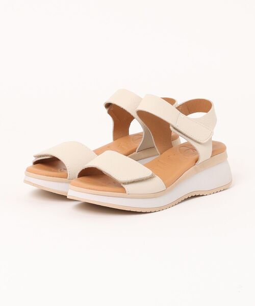 inter-chaussures(インターショシュール)の「【Oh my Sandals】ベルクロローヒールサンダル(E52500)(サンダル・レディース・ブラック/アイボリー/マルチ/シルバー/キャメル・35/36/37/38/39)」の15枚目の写真