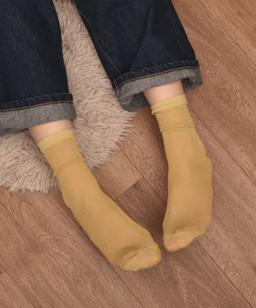 TONE SELECT GOODS（トーンセレクトグッズ）の「【float】ラメ グリッター デザイン ミドル丈 ソックス【10色展開】（ソックス/靴下・レディース・ベージュ/ネイビー/パープル/イエロー/ゴールド/グリーン/ピンク/ブラック/グレー/アッシュブラウン・FREE）」の8枚目の写真