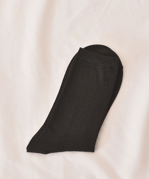 TONE SELECT GOODS（トーンセレクトグッズ）の「【float】ラメ グリッター デザイン ミドル丈 ソックス【10色展開】（ソックス/靴下・レディース・ベージュ/ネイビー/パープル/イエロー/ゴールド/グリーン/ピンク/ブラック/グレー/アッシュブラウン・FREE）」の16枚目の写真