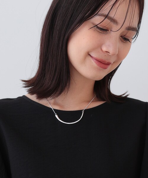 INDIVI（インディヴィ）の「ラウンドショートネックレス（ネックレス・レディース・シルバー/ゴールド・00）」の3枚目の写真