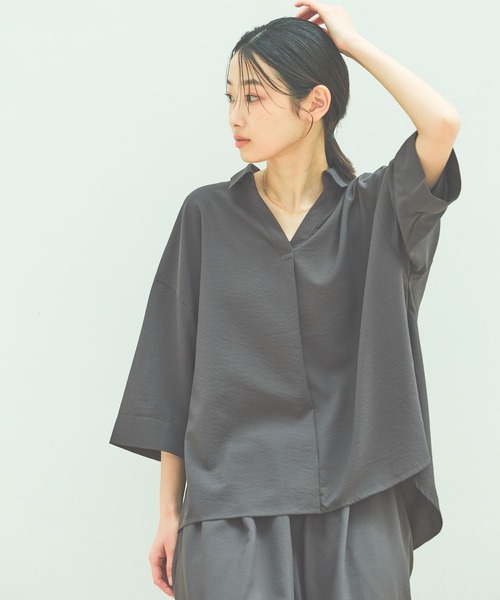 LAKOLE(ラコレ)の「【セットアップ対応・多機能付き】サップ抜け襟シャツ / 570736(シャツ/ブラウス・レディース・テラコッタ/ネイビー/ライトベージュ/チャコールグレー・FREE)」の1枚目の写真