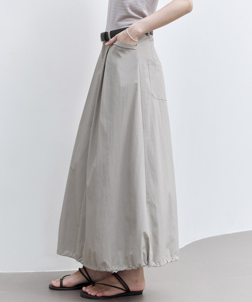 tageechita（タジチタ）の「【tageechita】ミドルライズ Aライン バルーンスカート（ タック×カーゴ風）（スカート・レディース・アッシュグレー/チャコールアッシュ・S/M/L）」の7枚目の写真