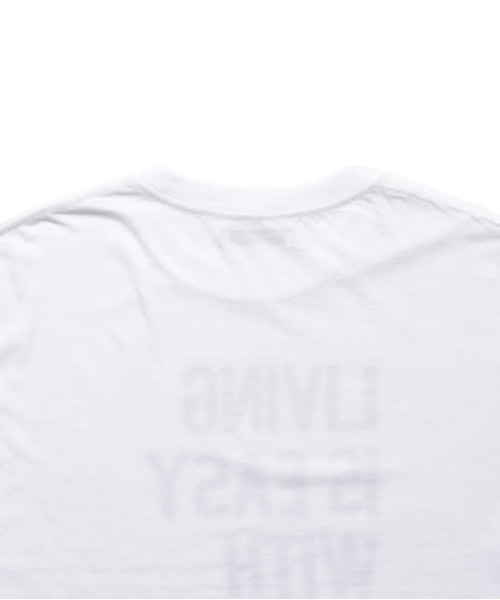 MINEDENIM（マインデニム）の「MINEDENIM（マインデニム）LIVING IS EASY WITH EYES CLOSED T-SH（Tシャツ/カットソー・メンズ・ホワイト・XL/M/L）」の4枚目の写真