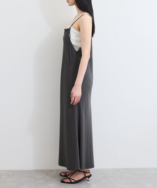 VIS（ビス）の「バイヤス仕立てナローキャミワンピース（ワンピース・レディース・チャコールグレー/ブラウン・FREE）」の16枚目の写真