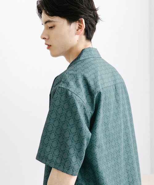 SENSE OF PLACE by URBAN RESEARCH（センスオブプレイスバイアーバンリサーチ）の「ダマスクオープンカラーショートスリーブシャツ（シャツ/ブラウス・メンズ・ブルー/ベージュ/ブラック・LARGE/MEDIUM）」の3枚目の写真