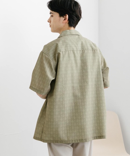 SENSE OF PLACE by URBAN RESEARCH（センスオブプレイスバイアーバンリサーチ）の「ダマスクオープンカラーショートスリーブシャツ（シャツ/ブラウス・メンズ・ブルー/ベージュ/ブラック・LARGE/MEDIUM）」の15枚目の写真