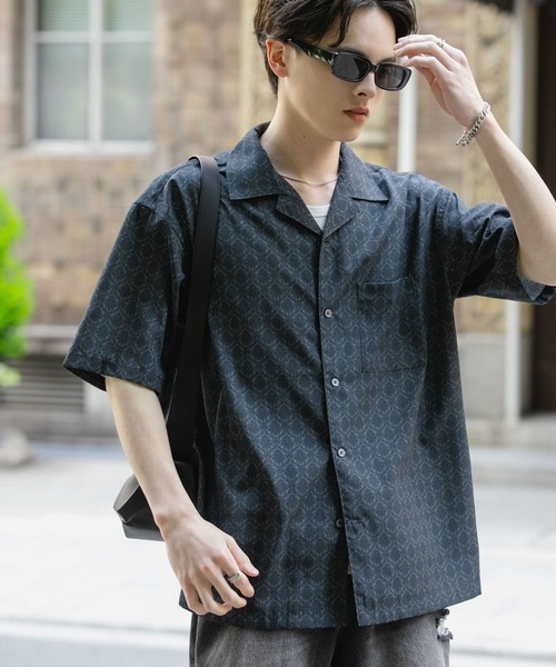 SENSE OF PLACE by URBAN RESEARCH（センスオブプレイスバイアーバンリサーチ）の「ダマスクオープンカラーショートスリーブシャツ（シャツ/ブラウス・メンズ・ブルー/ベージュ/ブラック・LARGE/MEDIUM）」の22枚目の写真