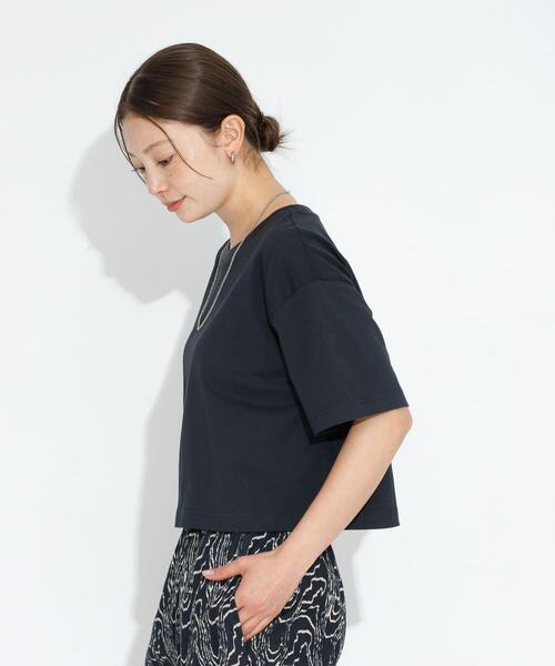 URBAN RESEARCH Sonny Label(アーバンリサーチサニーレーベル)の「SHELTECH クロップドTシャツ(Tシャツ/カットソー・レディース・オフホワイト/チャコールグレー/ブラック・FREE)」の21枚目の写真