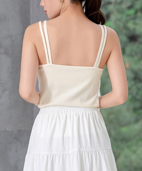 DAY CLOSET(デイ クローゼット)の「レディース 主役も脇役もこなす。パッド付きダブルストラップリブタンクトップ(キャミソール・レディース・チャコールグレー/ブラック/グレイッシュベージュ/ライトベージュ/アイボリー・FREE)」の7枚目の写真