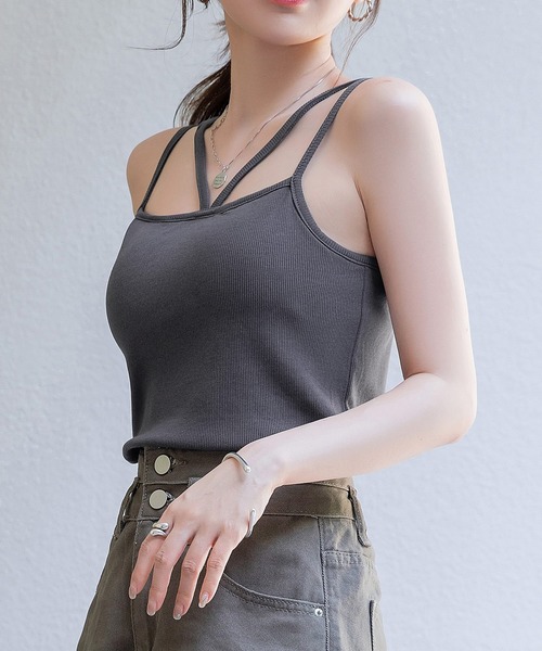 DAY CLOSET(デイ クローゼット)の「レディース 主役も脇役もこなす。パッド付きダブルストラップリブタンクトップ(キャミソール・レディース・チャコールグレー/ブラック/グレイッシュベージュ/ライトベージュ/アイボリー・FREE)」の14枚目の写真