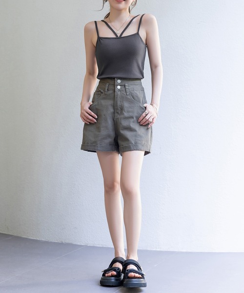 DAY CLOSET(デイ クローゼット)の「レディース 主役も脇役もこなす。パッド付きダブルストラップリブタンクトップ(キャミソール・レディース・チャコールグレー/ブラック/グレイッシュベージュ/ライトベージュ/アイボリー・FREE)」の15枚目の写真