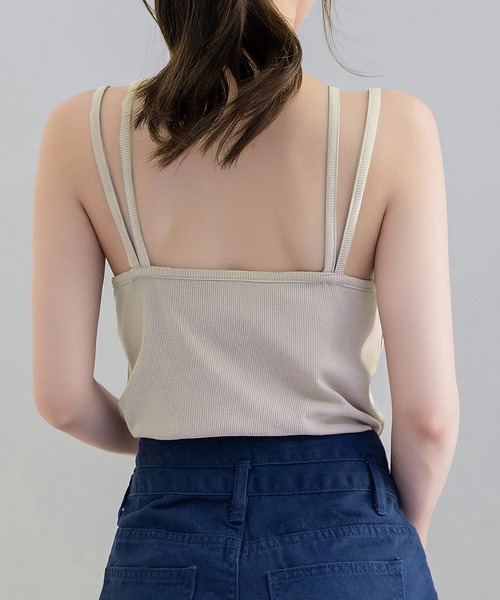 DAY CLOSET(デイ クローゼット)の「レディース 主役も脇役もこなす。パッド付きダブルストラップリブタンクトップ(キャミソール・レディース・チャコールグレー/ブラック/グレイッシュベージュ/ライトベージュ/アイボリー・FREE)」の20枚目の写真