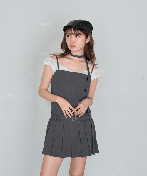 RAY CASSIN（レイカズン）の「【チョーカーセット】ボタンデザインプリーツキャミミニワンピース（ワンピース・レディース・グレー/ブラック系その他2・FREE）」の10枚目の写真