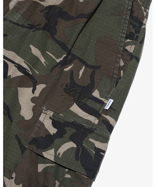 KEBOZ(ケボズ)の「CAMO CARGO SHORTS(その他パンツ・メンズ・オリーブ/サンドベージュ・S/M/L/XL/2XL)」の15枚目の写真