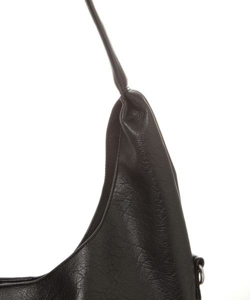 LAKOLE（ラコレ）の「2WAYマルチポケットサンカクトートバッグ / 576001（トートバッグ・メンズ・ブラウン/ブラック・FREE）」の22枚目の写真