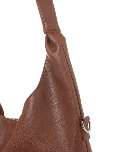 LAKOLE（ラコレ）の「2WAYマルチポケットサンカクトートバッグ / 576001（トートバッグ・メンズ・ブラウン/ブラック・FREE）」の3枚目の写真