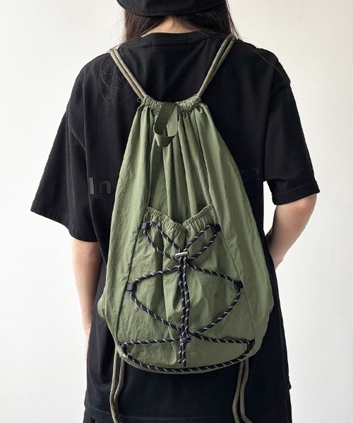 ONEP STAR(ワンピスター)の「ドローストリングリュック(バックパック/リュック・レディース・オフホワイト/グレー/ブラック/カーキ/ベージュ・FREE)」の8枚目の写真