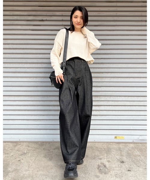 &soiree(アンドソワレ)の「【&soiree】 リジッドタックワイドデニムパンツ(デニムパンツ・レディース・インディゴブルー/ブラック・FREE)」の14枚目の写真