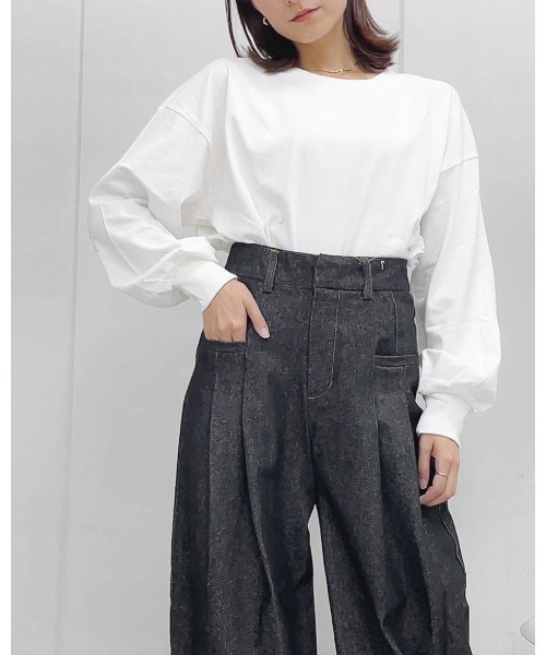 &soiree(アンドソワレ)の「【&soiree】 リジッドタックワイドデニムパンツ(デニムパンツ・レディース・インディゴブルー/ブラック・FREE)」の7枚目の写真