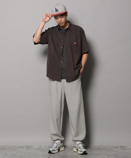 BAYFLOW(ベイフロー)の「バギースウェットトラウザー(その他パンツ・メンズ・グレー/オフホワイト/チャコール・LARGE/MEDIUM)」の22枚目の写真