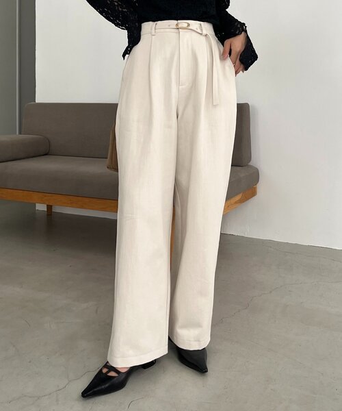 CAPRICIEUX LE'MAGE(カプリシューレマージュ)の「ベルト付ツイルパンツ(その他パンツ・レディース・ブラック/ブラウン/ホワイト系その他・36/38)」の2枚目の写真