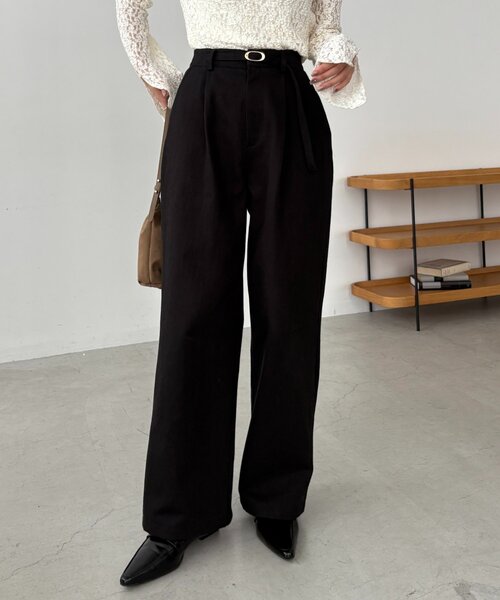 CAPRICIEUX LE'MAGE(カプリシューレマージュ)の「ベルト付ツイルパンツ(その他パンツ・レディース・ブラック/ブラウン/ホワイト系その他・36/38)」の3枚目の写真