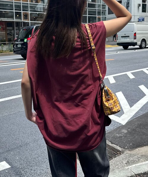 CIAOPANIC(チャオパニック)の「サイドタックピグメントロゴノースリーブTee(Tシャツ/カットソー・レディース・ボルドー/ブルー/グレー・ONE SIZE)」の17枚目の写真