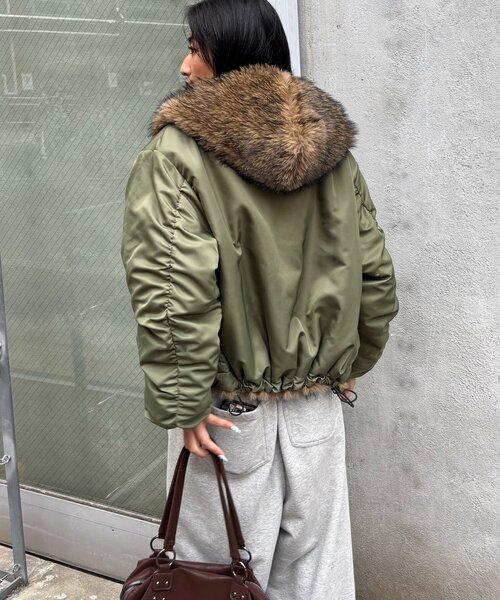 UNISEX/サイズ展開あり】2WAYリバーシブルファーブルゾン（ブルゾン