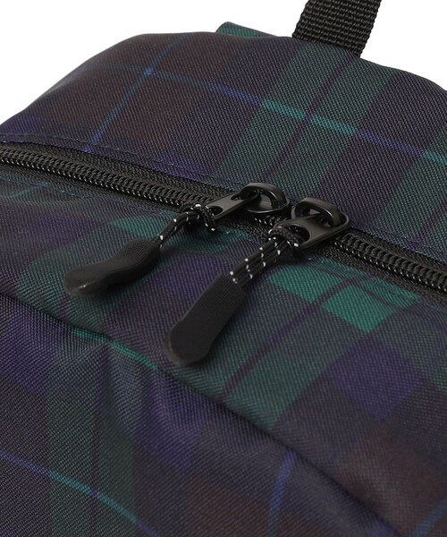 SHIPS（シップス）の「SHIPS KIDS:50th ANNIV チェック デイ パック M（バックパック/リュック・キッズ・ネイビー・ONE SIZE）」の12枚目の写真