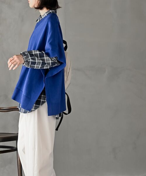 rps（アールピーエス）の「サイドボタンポンチョニットベスト（ベスト・レディース・ブルー/ブラウン系その他/グレー系その他・フリー）」の9枚目の写真