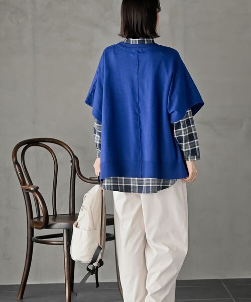 rps（アールピーエス）の「サイドボタンポンチョニットベスト（ベスト・レディース・ブルー/ブラウン系その他/グレー系その他・フリー）」の10枚目の写真