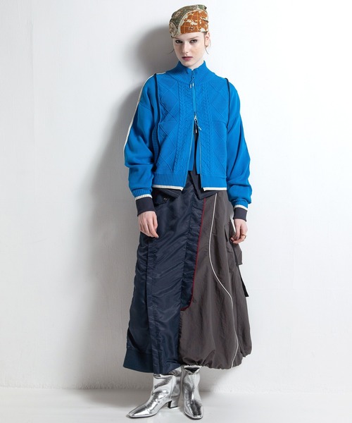 AULA AILA（アウラアイラ）の「ケーブルニットジップアップ（カーディガン/ボレロ・レディース・ブルー/ブラウン/ブラック・0）」の13枚目の写真