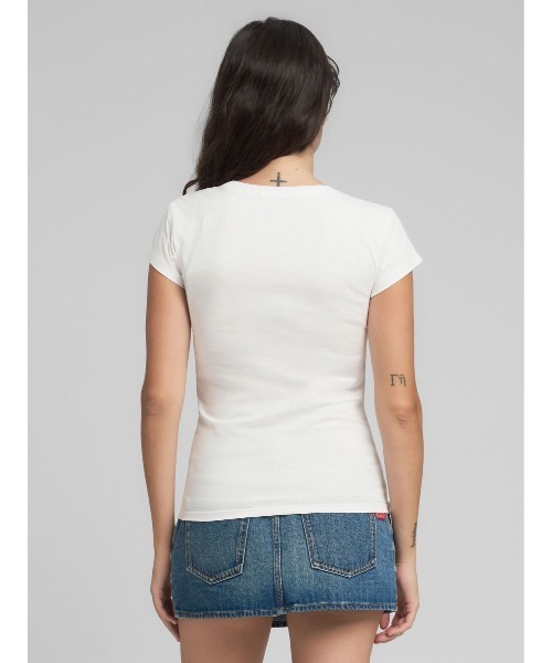 REPLAY(リプレイ)の「スリムフィット・クルーネックTシャツ(Tシャツ/カットソー・レディース・ホワイト/ブラック・SMALL/X-SMALL/MEDIUM)」の4枚目の写真