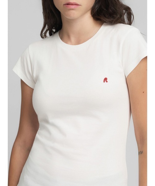 REPLAY(リプレイ)の「スリムフィット・クルーネックTシャツ(Tシャツ/カットソー・レディース・ホワイト/ブラック・SMALL/X-SMALL/MEDIUM)」の6枚目の写真