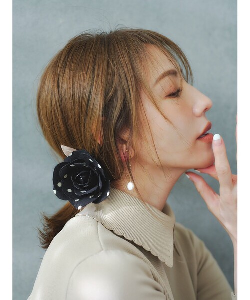 TOCCA（トッカ）の「SWEETS BAR ニットドレス（ワンピース・レディース・ブラック系/ベージュ系・SMALL/MEDIUM）」の4枚目の写真