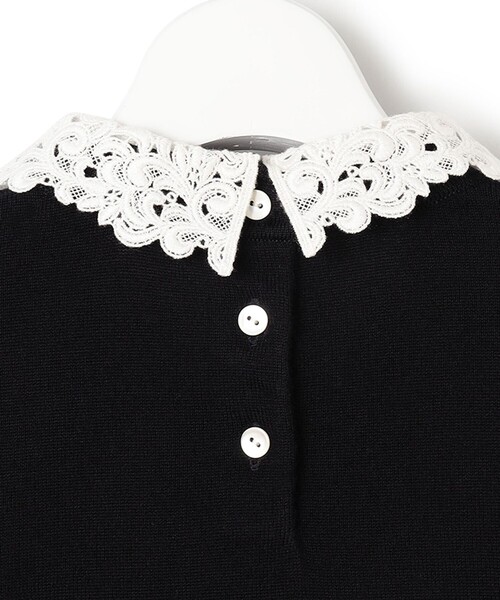 23区(ニジュウサンク)の「【洗える】エンブロイダリー フラワーレースコンビ ニット(ニット/セーター・レディース・ブラック系/グレー系/ネイビー系・38/40)」の11枚目の写真